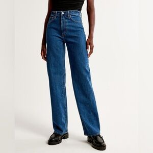 Abercrombie 90’s Relaxed Jean